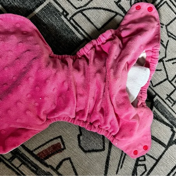 Pink NKOTB cloth diaper with liner - Picture 4 of 6